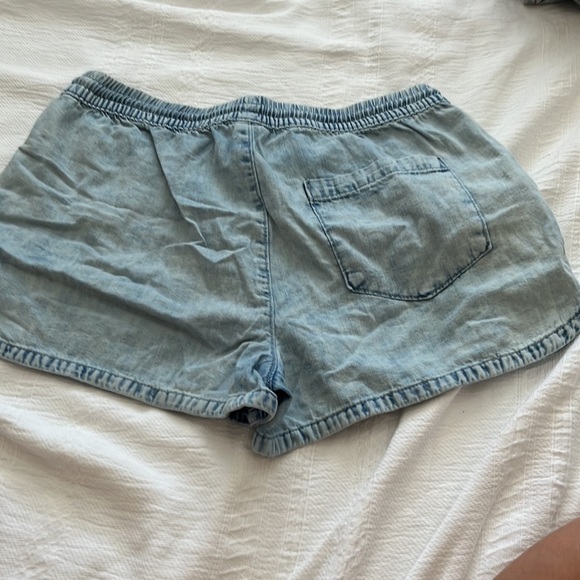 Aerie denim look drawstring shorts (not Jean shorts) - Picture 3 of 3